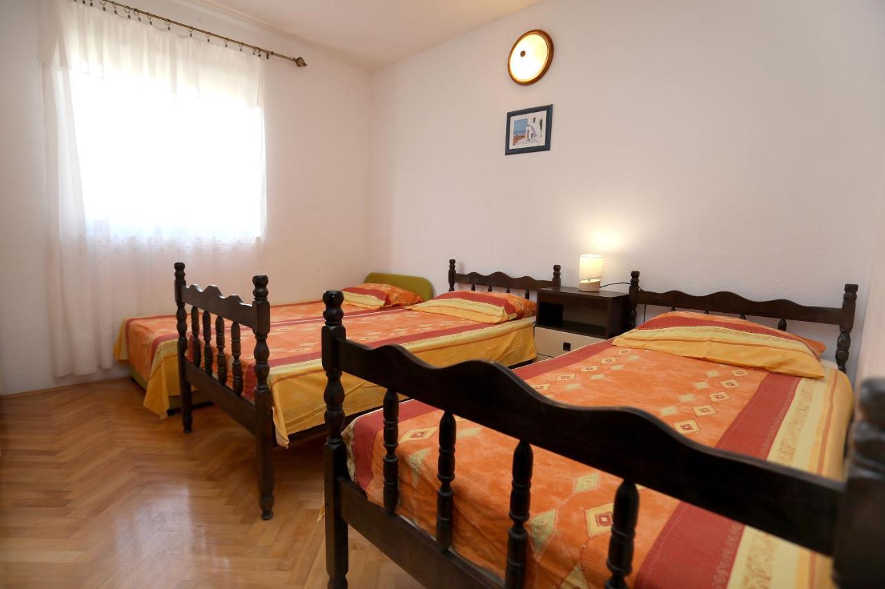 Apartman Karaga Trogir Exterior foto