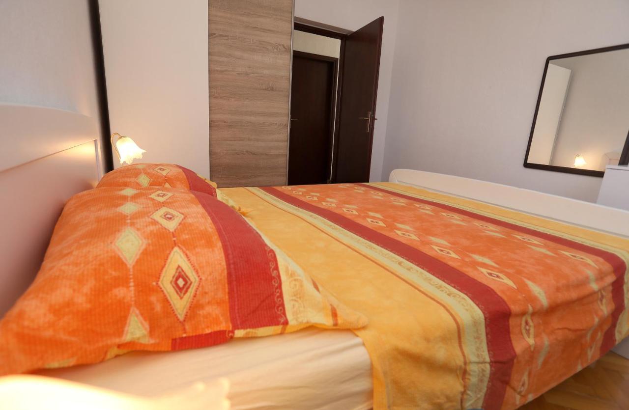 Apartman Karaga Trogir Exterior foto